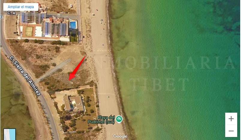 Parcela en venta en La Manga del Mar Menor