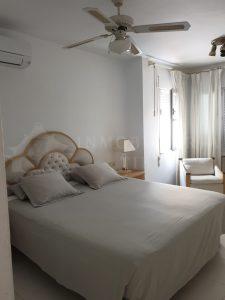 Chalet de 6 dormitorios con piscina privada en La Manga, cerca del Mar Menor